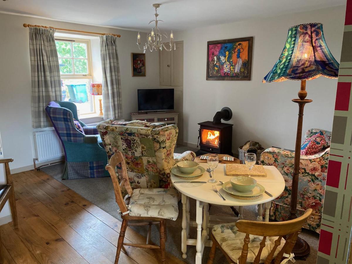 Quirky Highland Cottage With Stunning Views Fearn Lodge Bagian luar foto