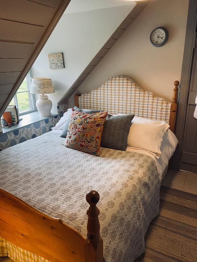 Quirky Highland Cottage With Stunning Views Fearn Lodge Bagian luar foto