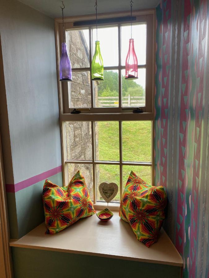 Quirky Highland Cottage With Stunning Views Fearn Lodge Bagian luar foto